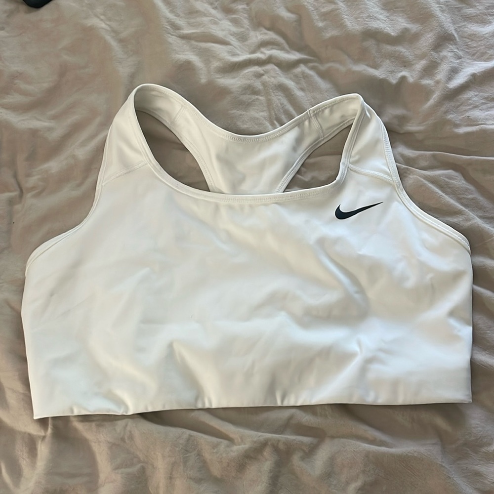 Nike racer back sports bra
